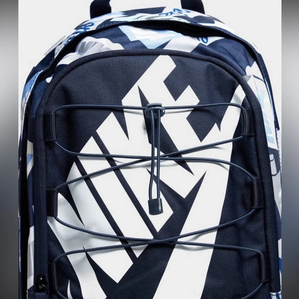 Nike bold backpack